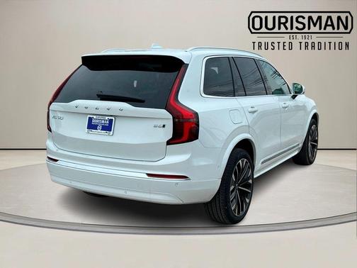 2026 Volvo XC90 B6 Ultra