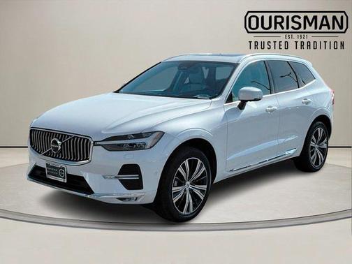 2023 Volvo XC60 B5 Ultimate Bright Theme