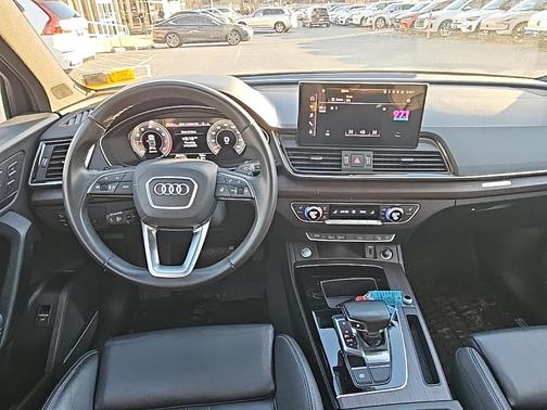 2023 Audi Q5 45 S line Premium Plus
