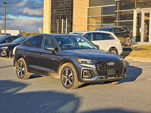 2023 Audi Q5 45 S line Premium Plus
