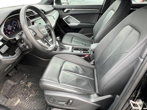 2021 Audi Q3 Premium