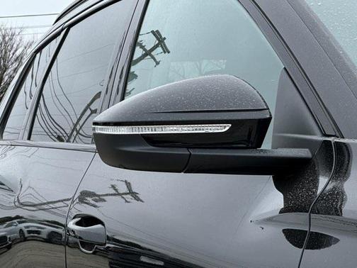 2025 Audi Q6 e-tron Premium