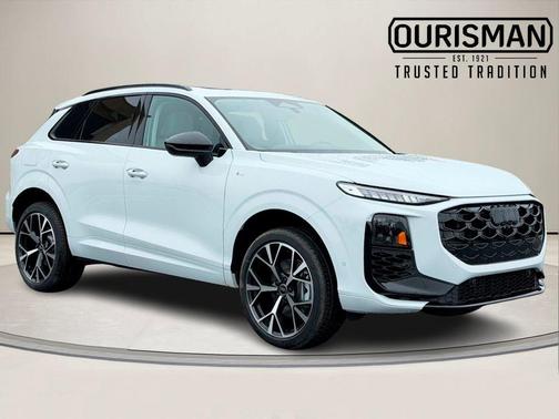 2026 Audi Q3 S line