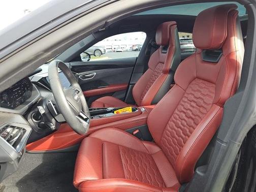 2022 Audi e-tron GT Prestige