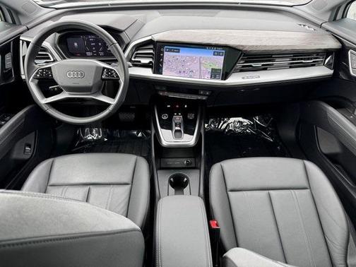 2024 Audi Q4 e-tron Premium Plus