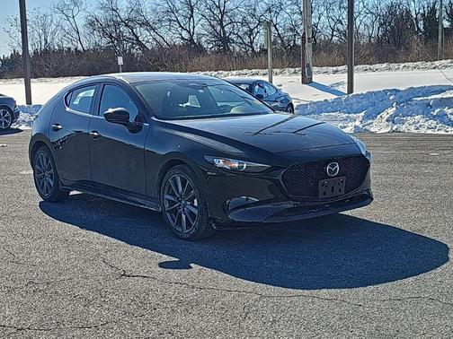 2024 Mazda Mazda3 FWD w/Preferred Package