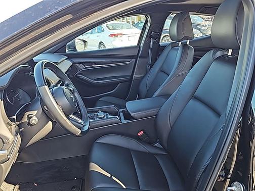 2024 Mazda Mazda3 FWD w/Preferred Package