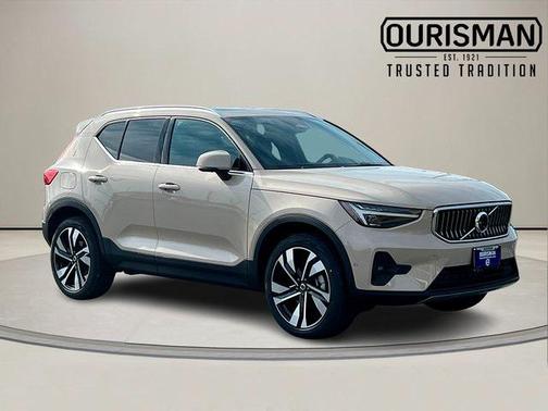 2025 Volvo XC40 ULTRA