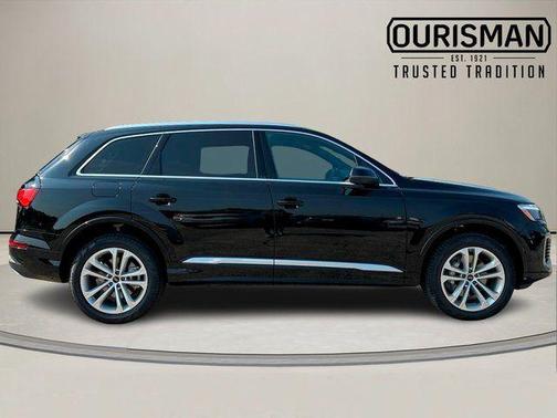 2025 Audi Q7 45 Premium Plus