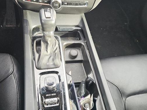 2020 Volvo S60 T5 Momentum