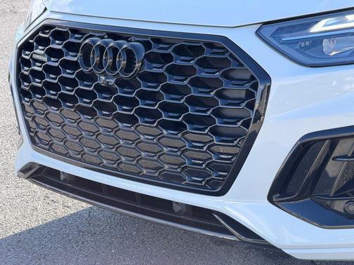 2025 Audi Q5 45 S line Premium Plus