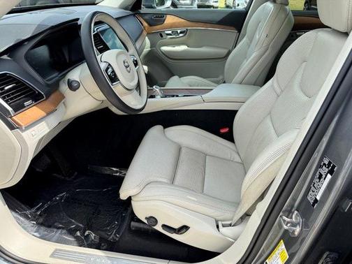2019 Volvo XC90 Hybrid T8 Inscription