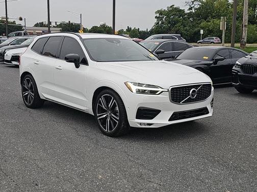 2020 Volvo XC60 T6 R-Design