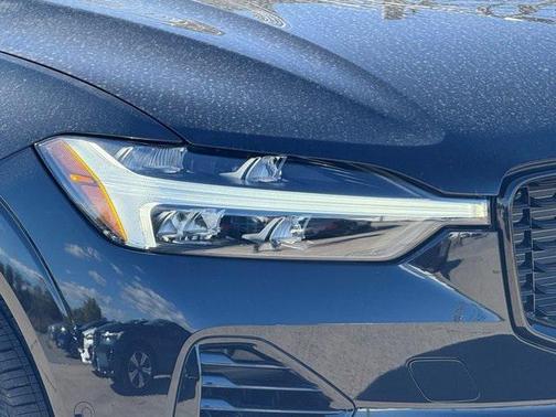 2025 Volvo XC60 Plug-In Hybrid T8 Plus