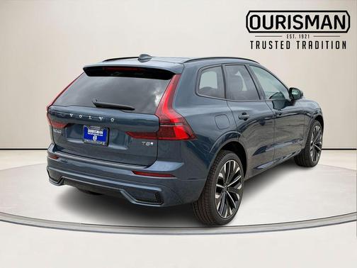Denim Blue Metallic 2026 Volvo XC60 Plug-In Hybrid T8 Ultra