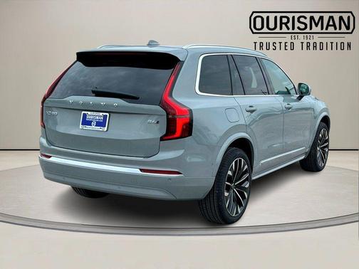 2026 Volvo XC90 B6 Plus 7-Seater