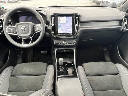 2023 Volvo C40 Recharge Pure Electric Ultimate