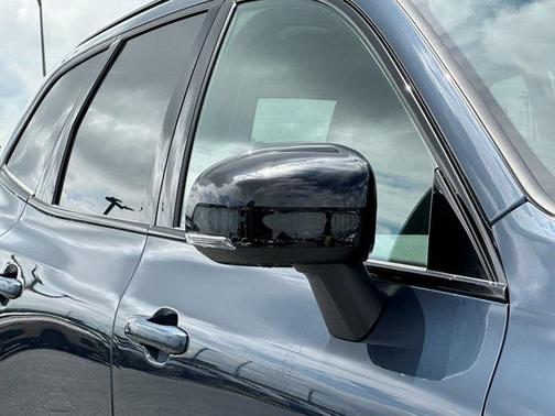 2025 Volvo XC60 Plug-In Hybrid T8 Plus