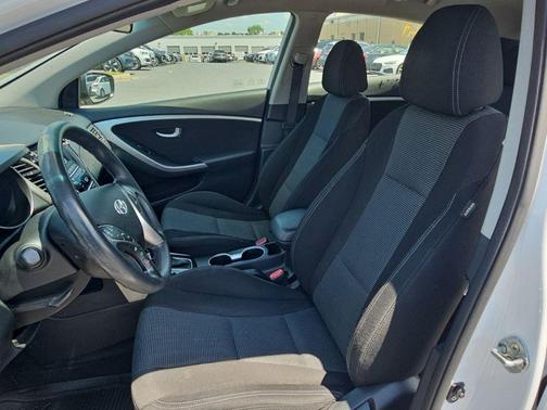 Monaco White 2016 Hyundai Elantra GT Base