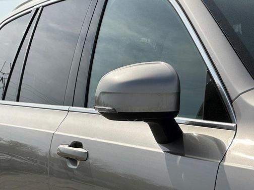 2025 Volvo XC90 B6 Plus 6-Seater