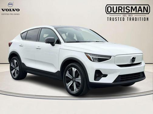 Crystal White Metallic 2023 Volvo C40 Recharge Pure Electric Twin Plus
