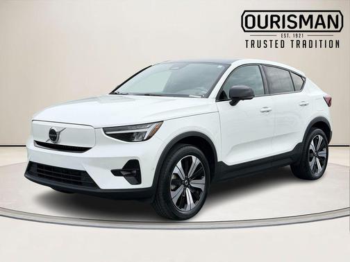 Crystal White Metallic 2023 Volvo C40 Recharge Pure Electric Twin Plus
