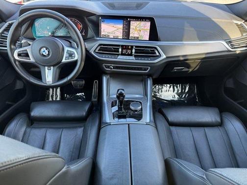 2022 BMW X6 xDrive40i