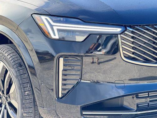 2026 Volvo XC90 Plug-In Hybrid T8 Ultra