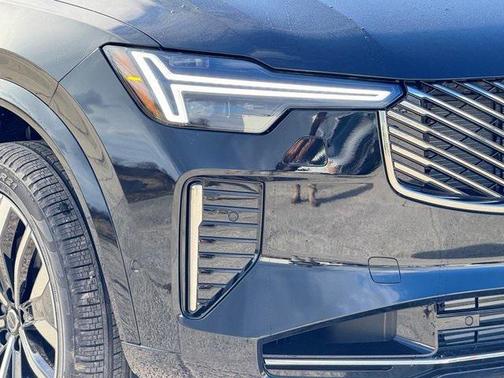 2026 Volvo XC90 Plug-In Hybrid T8 Ultra