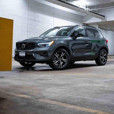 2026 Volvo XC40 B5 Core