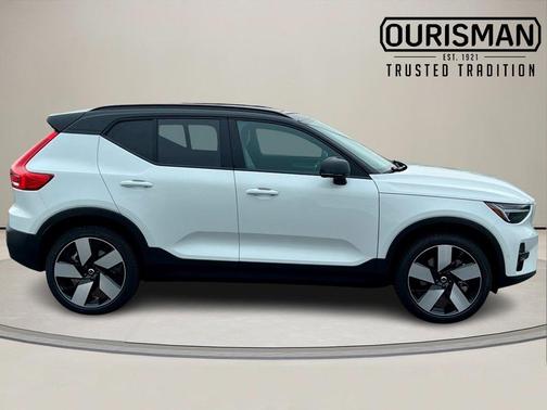 2026 Volvo EX40 Single Motor Extended Range Plus