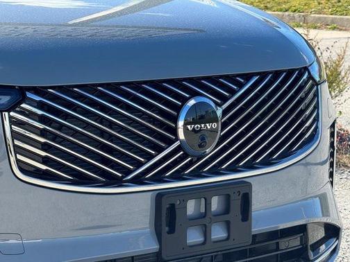 2026 Volvo XC90 B6 Ultra