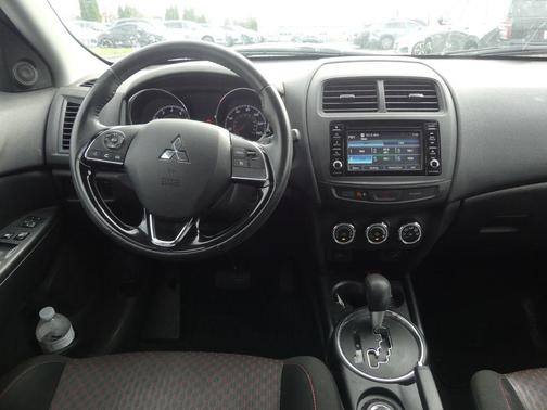 2017 Mitsubishi Outlander Sport 2.4 SE