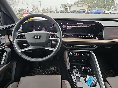 Glacier White 2025 Audi Q5 2.0T Prestige