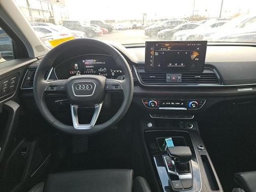 2024 Audi Q5 45 S line Premium Plus