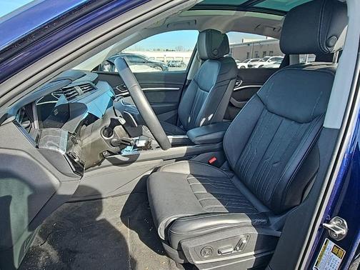 2022 Audi e-tron Sportback S line Prestige