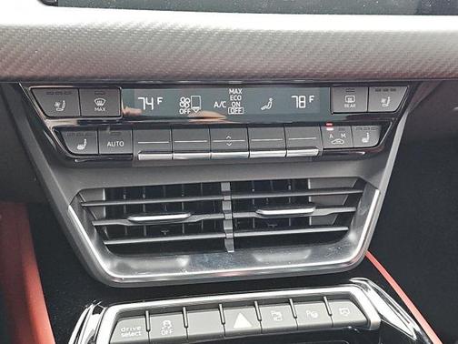 2023 Audi RS e-tron GT Base