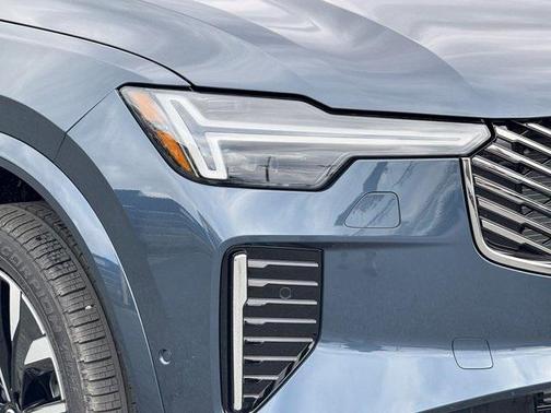 2026 Volvo XC90 Plug-In Hybrid T8 Plus