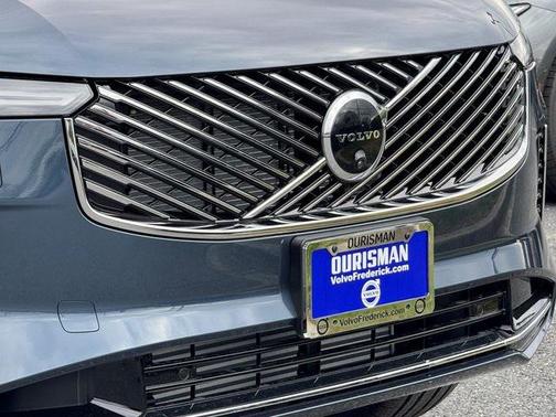 2026 Volvo XC90 Plug-In Hybrid T8 Plus