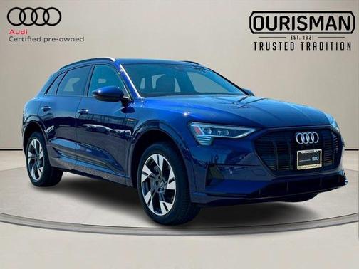 2022 Audi e-tron Premium