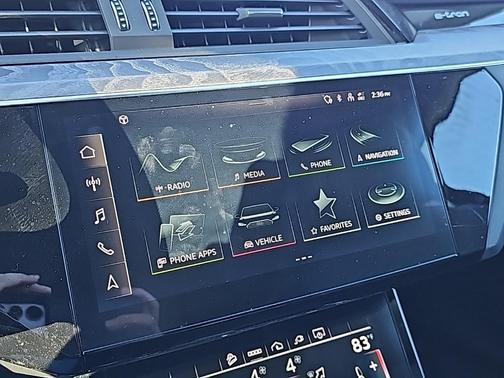 2021 Audi e-tron Premium