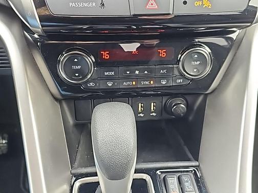 2022 Mitsubishi Eclipse Cross SE