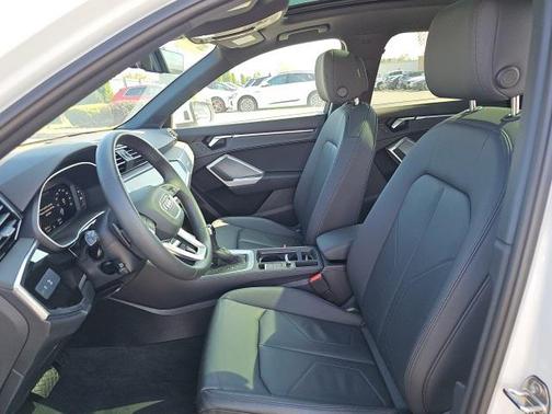 2024 Audi Q3 Premium Plus