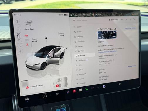 Pearl White Multi-Coat 2026 Tesla Model 3 Performance