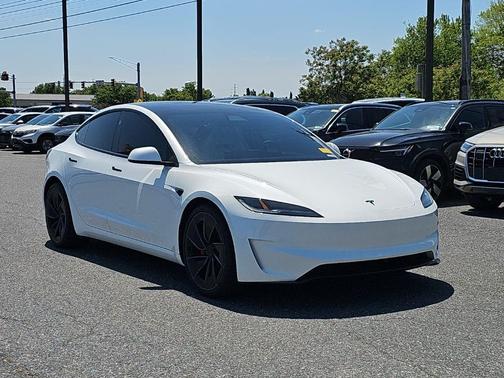 Pearl White Multi-Coat 2026 Tesla Model 3 Performance