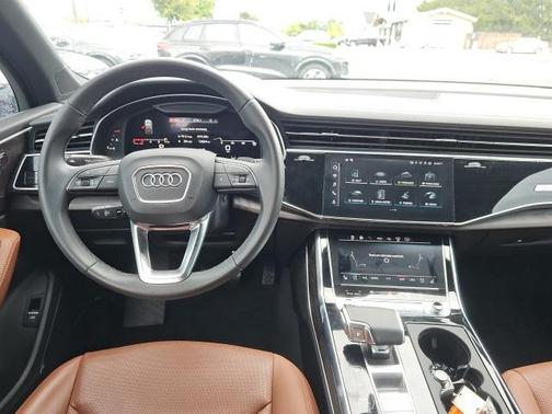 2023 Audi Q7 55 Prestige