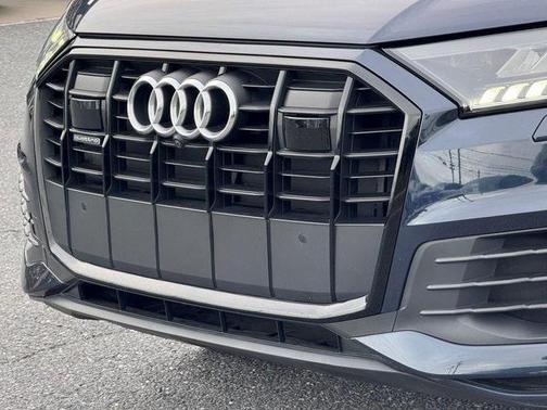 2023 Audi Q7 55 Prestige