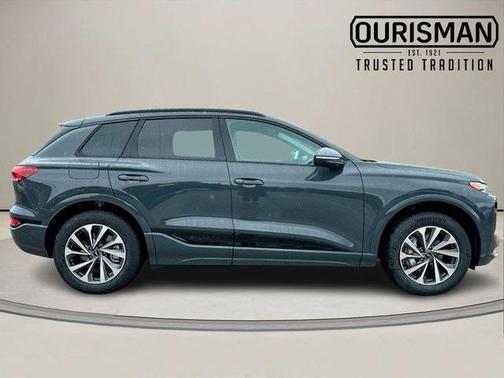 2025 Audi Q6 e-tron Premium