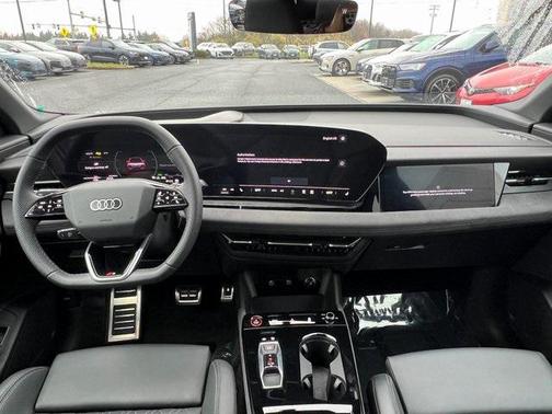 2025 Audi SQ6 e-tron Prestige