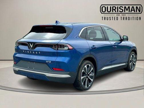 2025 VinFast VF 8 Plus